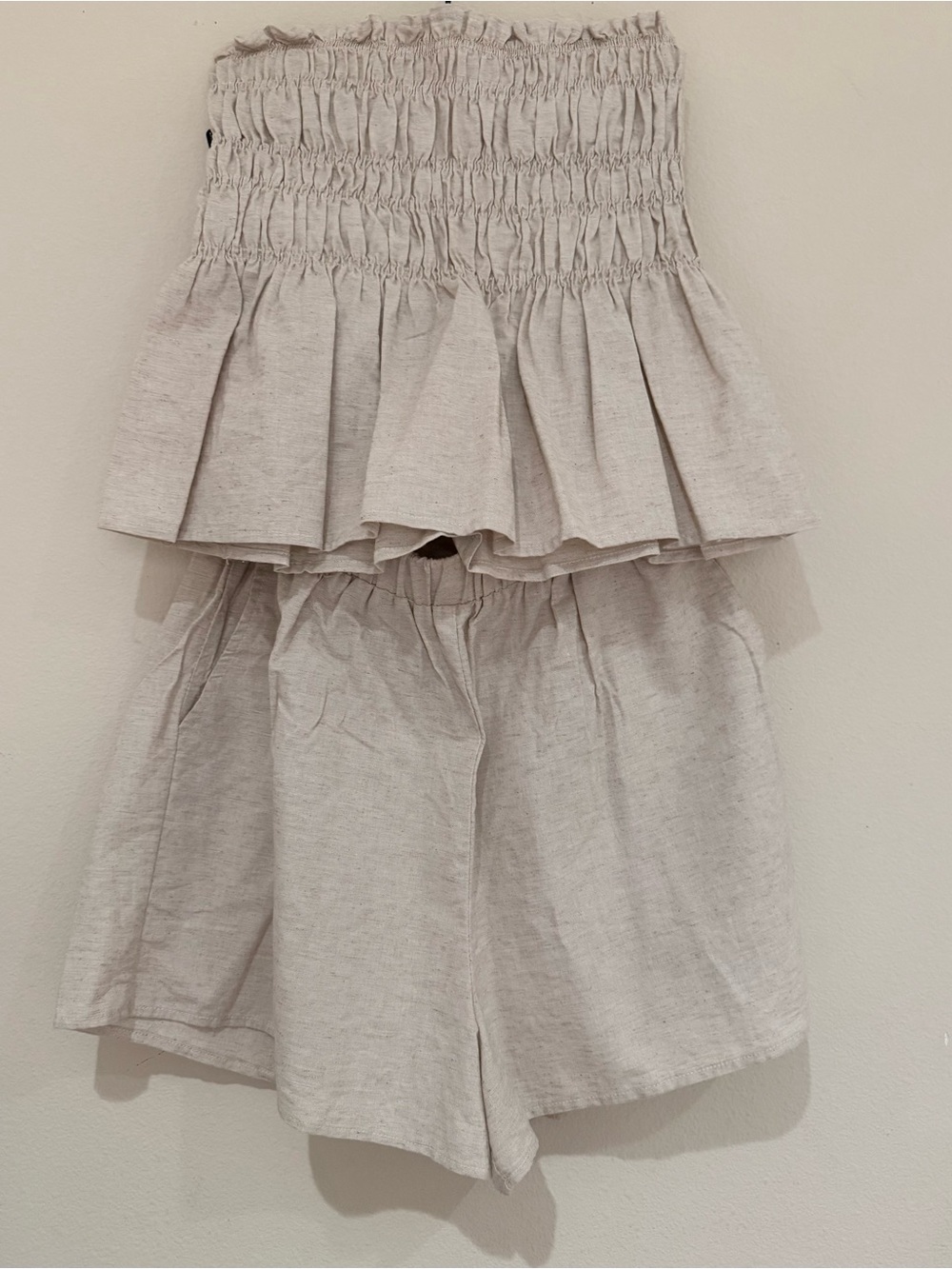 Linen Strapless Smocked Ruffle Short Set Size Medium - Picture 2 of 10